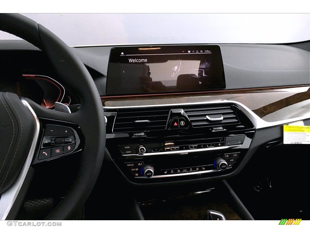 2020 5 Series 530i Sedan - Jet Black / Black photo #6