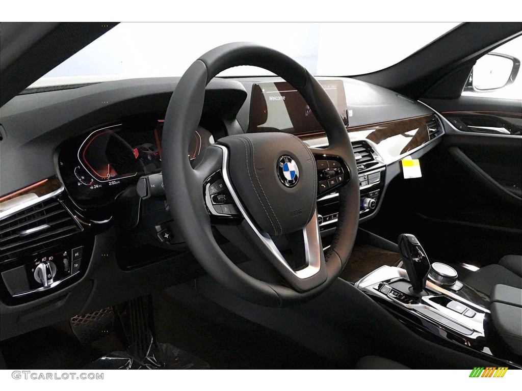 2020 5 Series 530i Sedan - Jet Black / Black photo #7