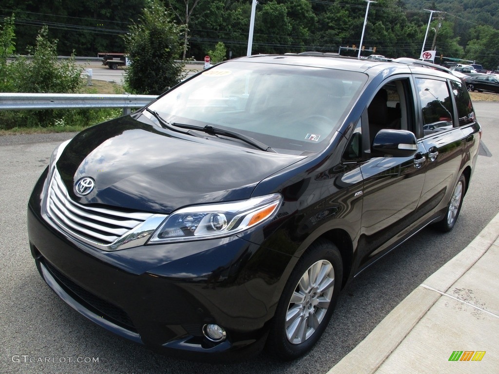 2017 Sienna Limited AWD - Midnight Black Metallic / Chestnut photo #8