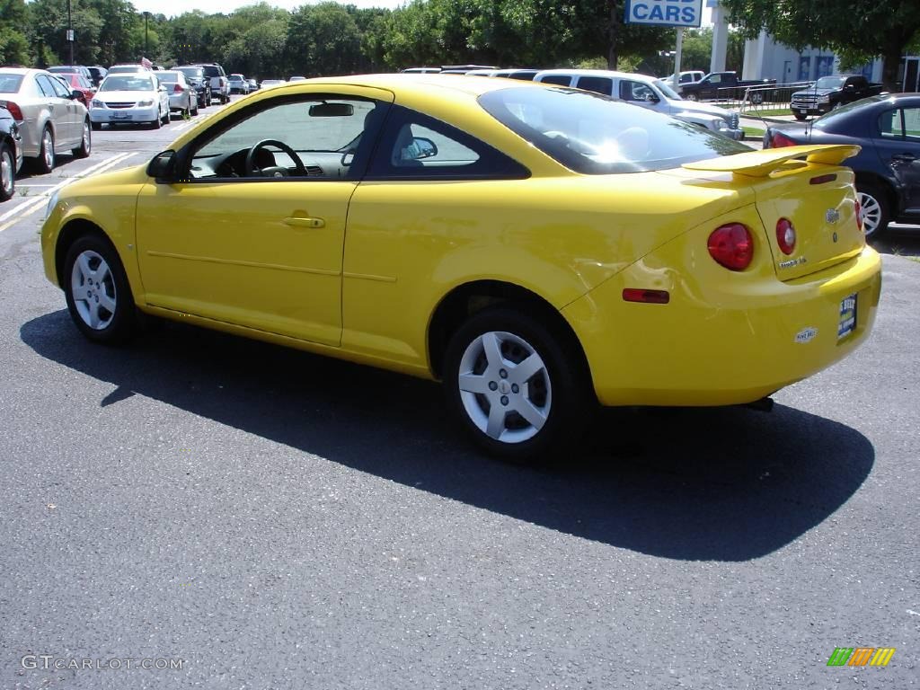 2006 Cobalt LS Coupe - Rally Yellow / Gray photo #4