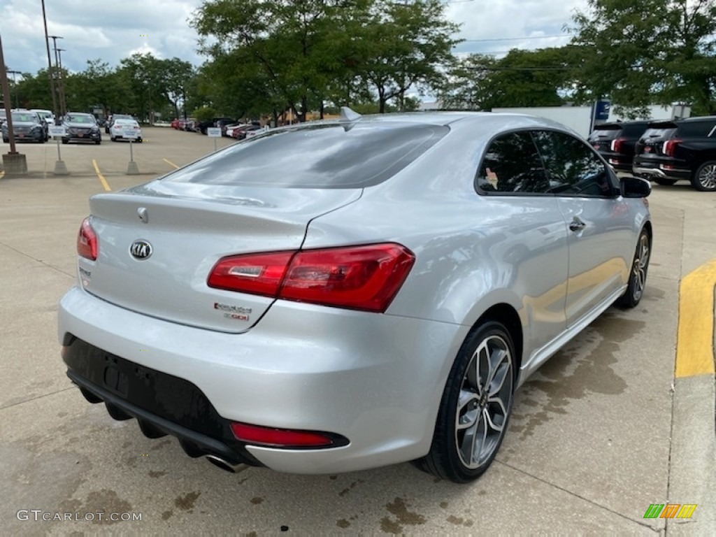 Silky Silver 2016 Kia Forte Koup SX Exterior Photo #139125708
