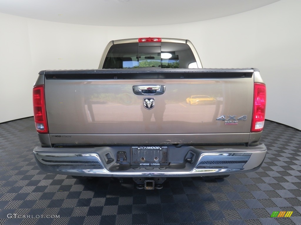 2006 Ram 1500 Big Horn Edition Quad Cab 4x4 - Light Khaki Metallic / Khaki Beige photo #11
