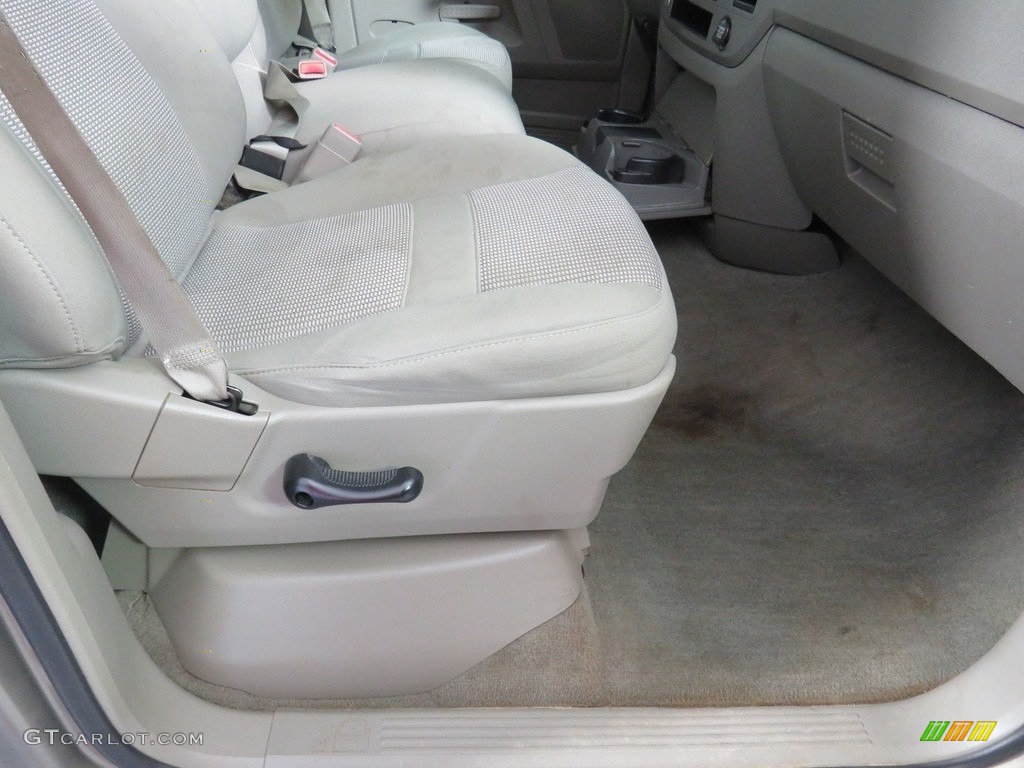 2006 Ram 1500 Big Horn Edition Quad Cab 4x4 - Light Khaki Metallic / Khaki Beige photo #36