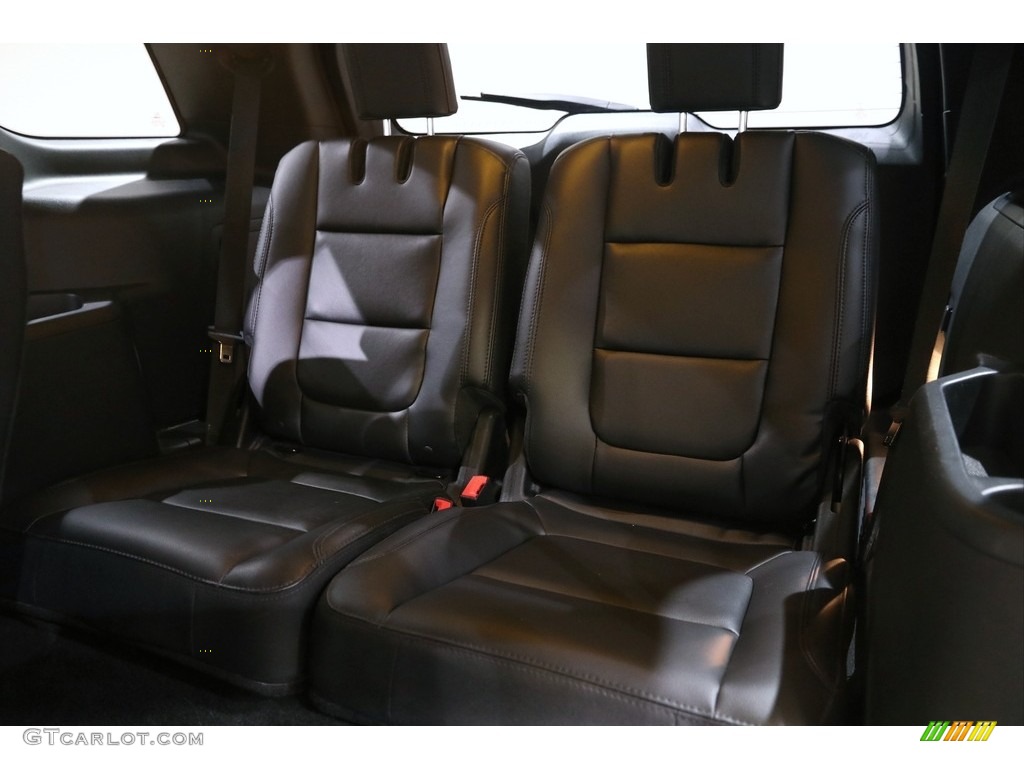 2018 Explorer XLT 4WD - Shadow Black / Ebony Black photo #21