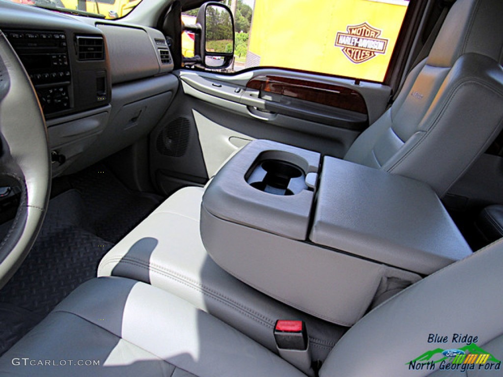 2004 F250 Super Duty Lariat Crew Cab 4x4 - Dark Shadow Grey Metallic / Medium Flint photo #24