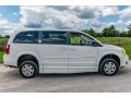 Stone White - Grand Caravan SE Photo No. 3