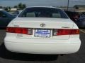 2000 Super White Toyota Camry LE  photo #4