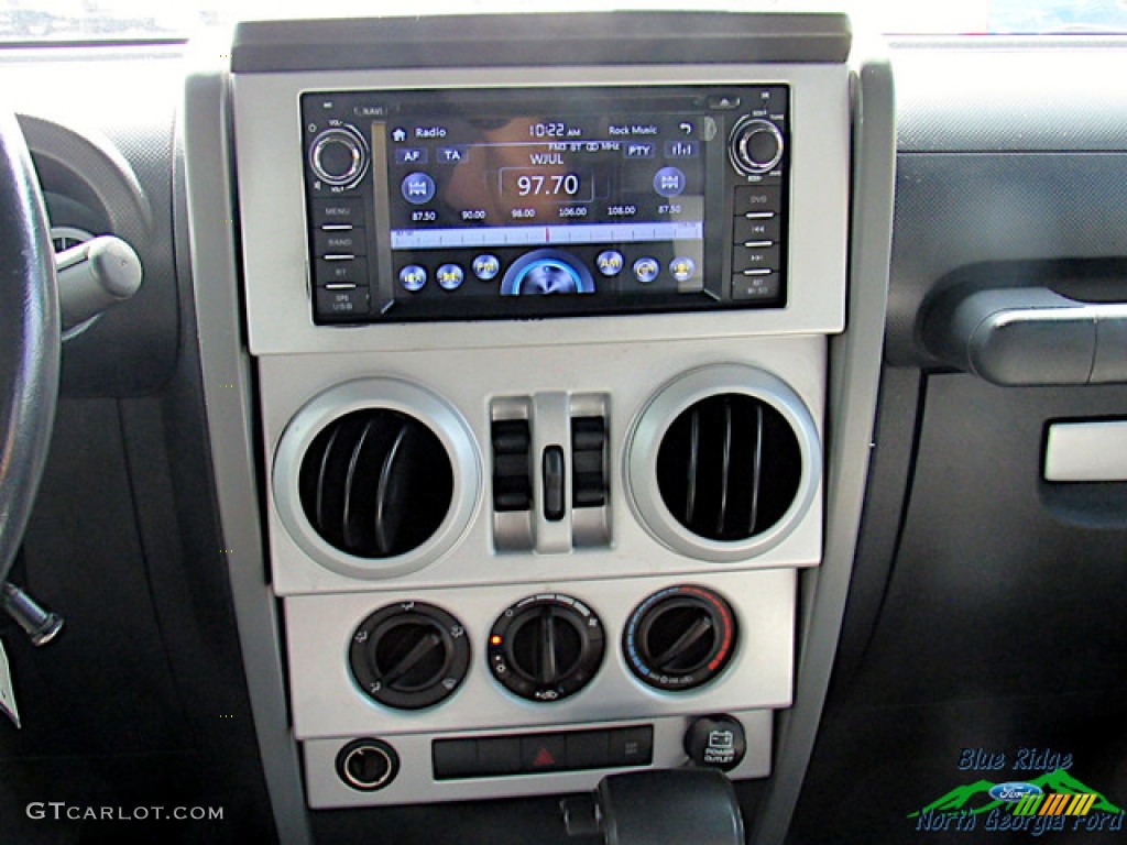 2008 Wrangler Unlimited Sahara 4x4 - Red Rock Crystal Pearl / Dark Slate Gray/Med Slate Gray photo #16