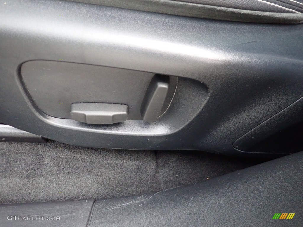 2018 Range Rover Velar R Dynamic SE - Fuji White / Ebony photo #23