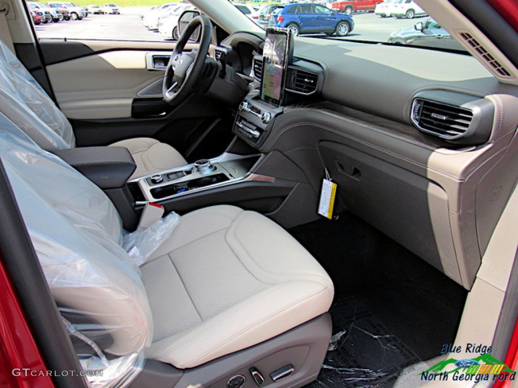 2020 Explorer Platinum 4WD - Rapid Red Metallic / Sandstone photo #11