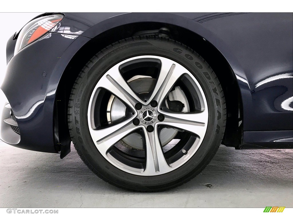 2018 E 300 Sedan - Lunar Blue Metallic / Black photo #8