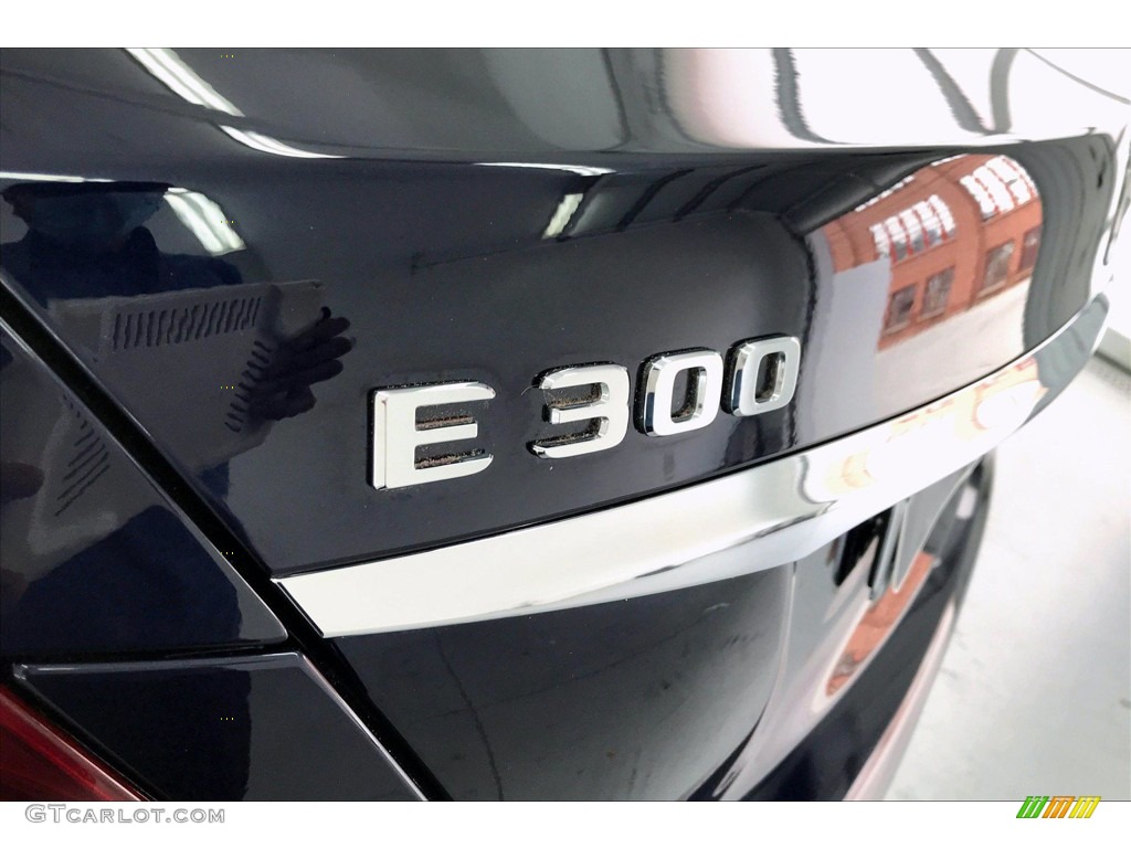 2018 E 300 Sedan - Lunar Blue Metallic / Black photo #27