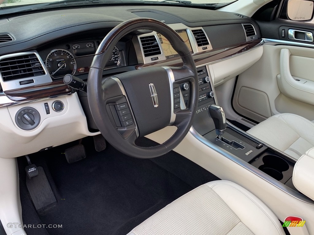 2009 MKS AWD Sedan - Cinnamon Metallic / Cashmere photo #9