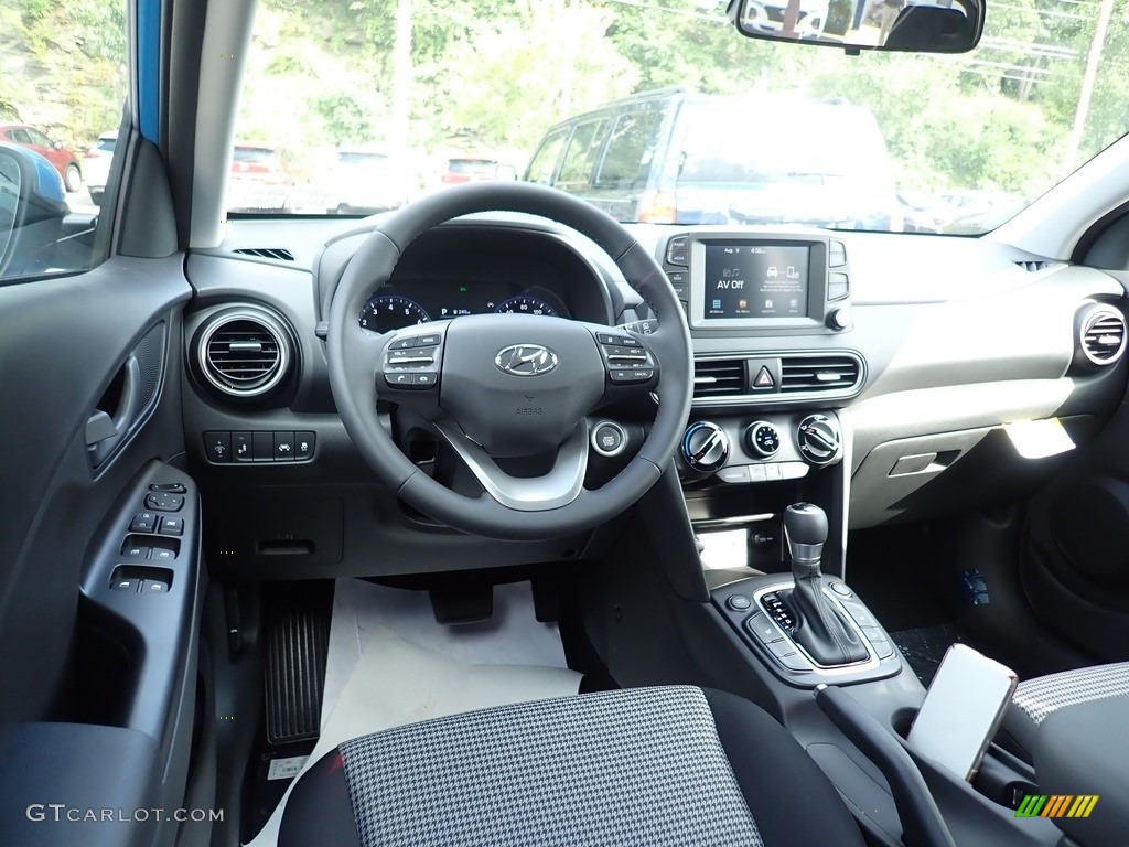 Black Interior 2021 Hyundai Kona SEL AWD Photo #139139312