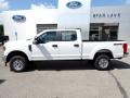 Oxford White - F250 Super Duty XL Crew Cab 4x4 Photo No. 2