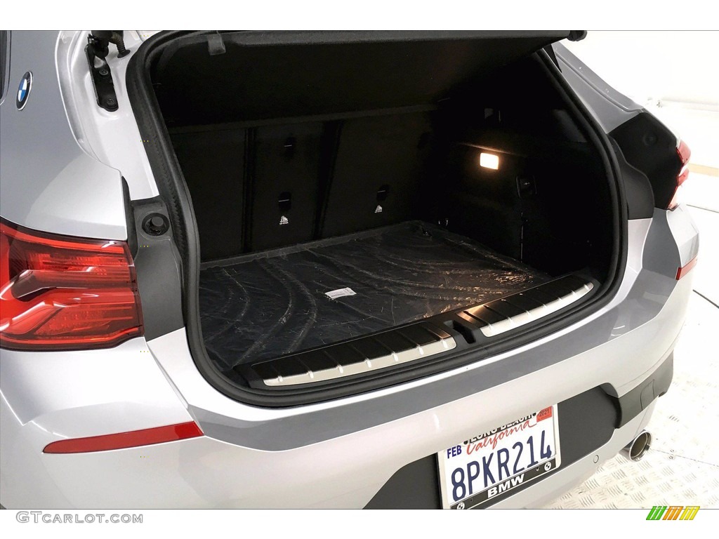 2020 X2 sDrive28i - Glacier Silver Metallic / Black photo #32