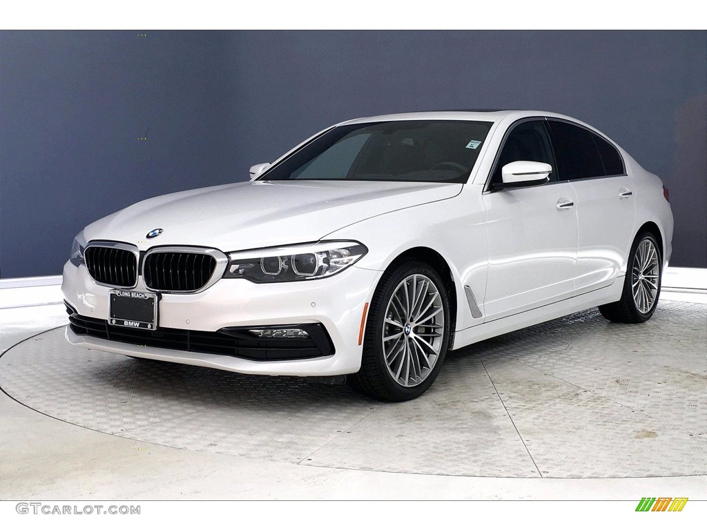 2017 5 Series 530i Sedan - Mineral White Metallic / Black photo #12