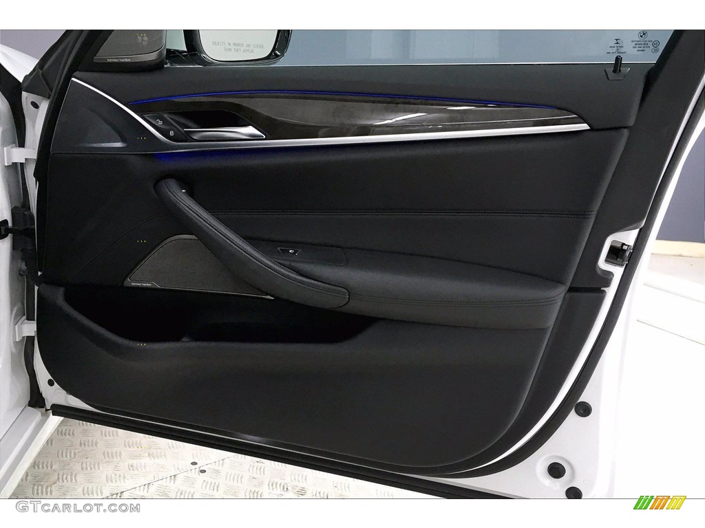 2017 5 Series 530i Sedan - Mineral White Metallic / Black photo #24
