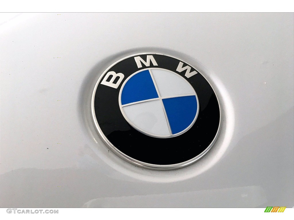 2017 5 Series 530i Sedan - Mineral White Metallic / Black photo #33