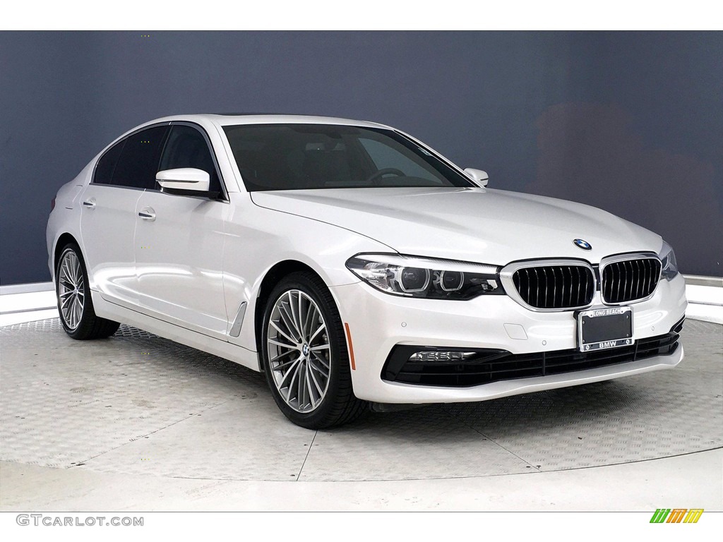 2017 5 Series 530i Sedan - Mineral White Metallic / Black photo #37
