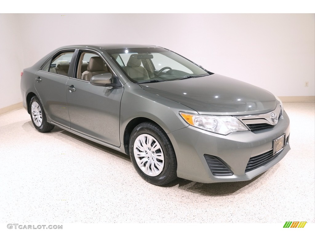 2013 Camry LE - Cypress Green Metallic / Ivory photo #1