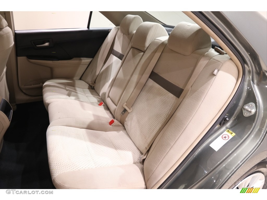 2013 Camry LE - Cypress Green Metallic / Ivory photo #19