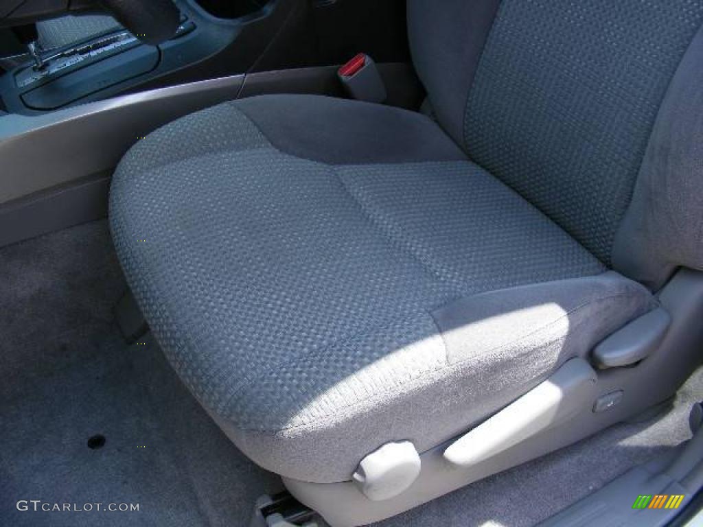 2004 4Runner SR5 4x4 - Natural White / Stone photo #10