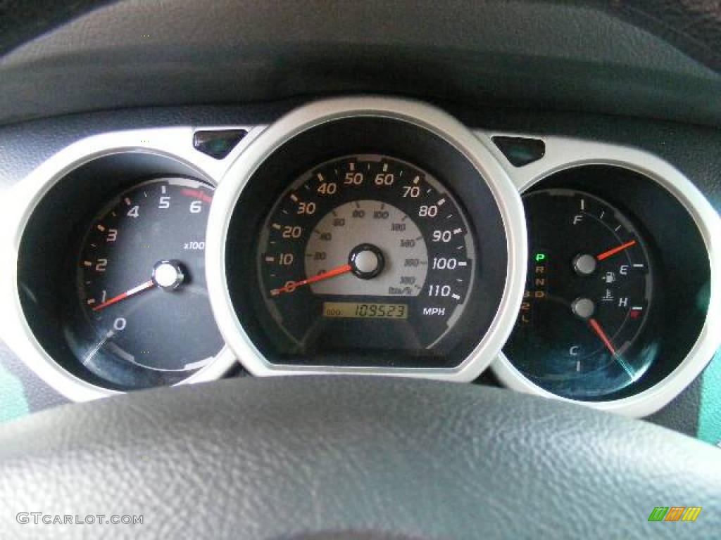 2004 4Runner SR5 4x4 - Natural White / Stone photo #16