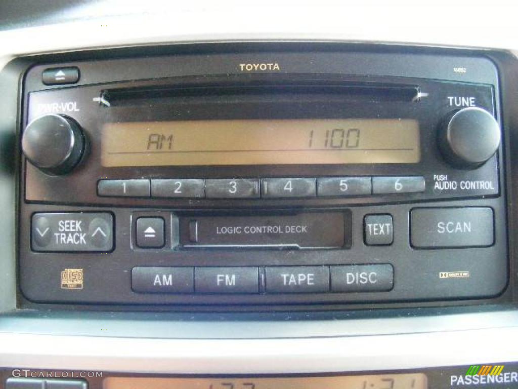 2004 4Runner SR5 4x4 - Natural White / Stone photo #19