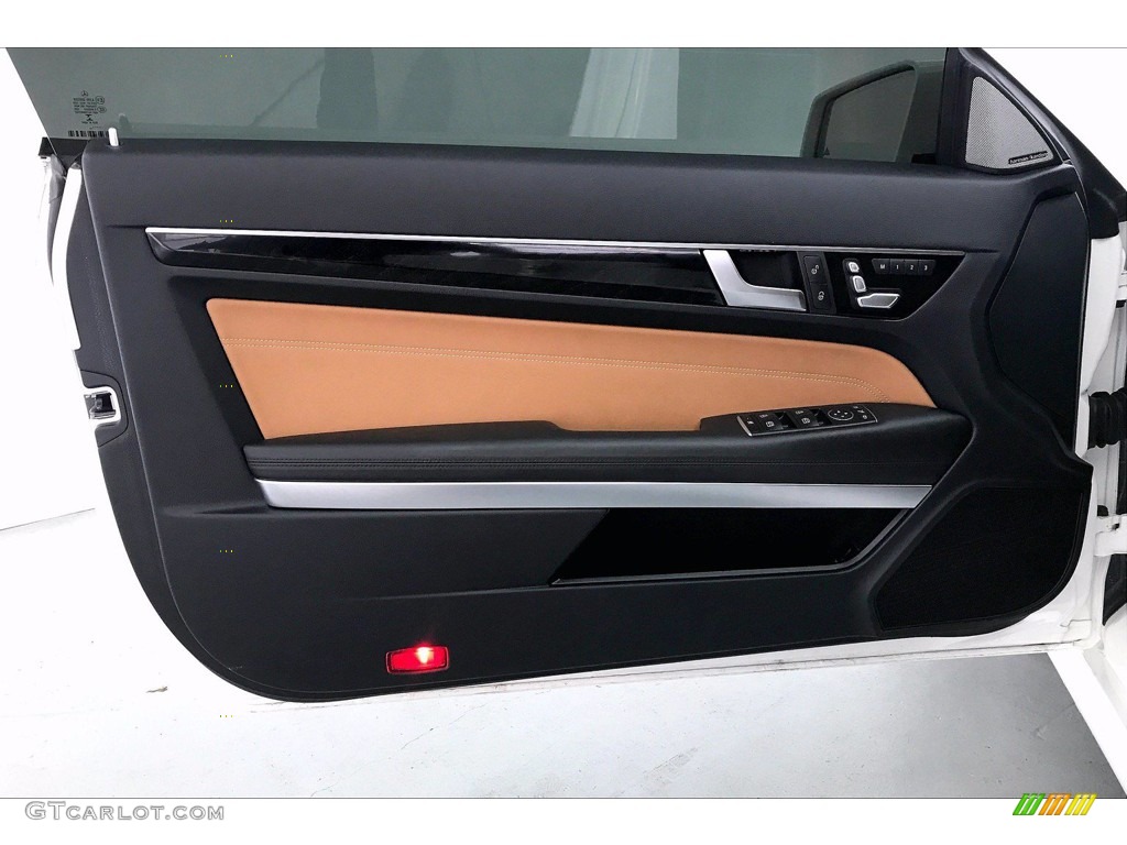 2017 Mercedes-Benz E 400 Coupe Natural Beige/Black Door Panel Photo #139148690