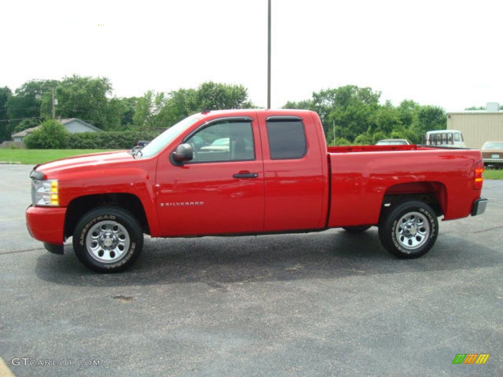2007 Silverado 1500 LS Extended Cab - Victory Red / Dark Charcoal photo #1