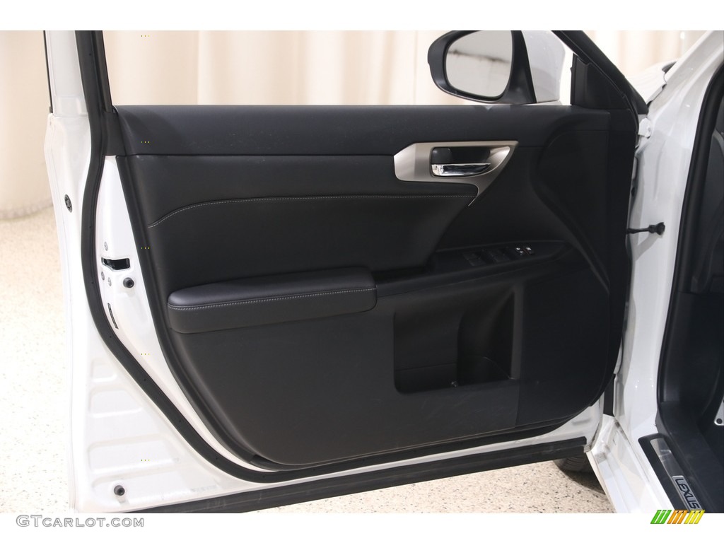 2017 CT 200h F Sport Hybrid - Ultra White / Black photo #4