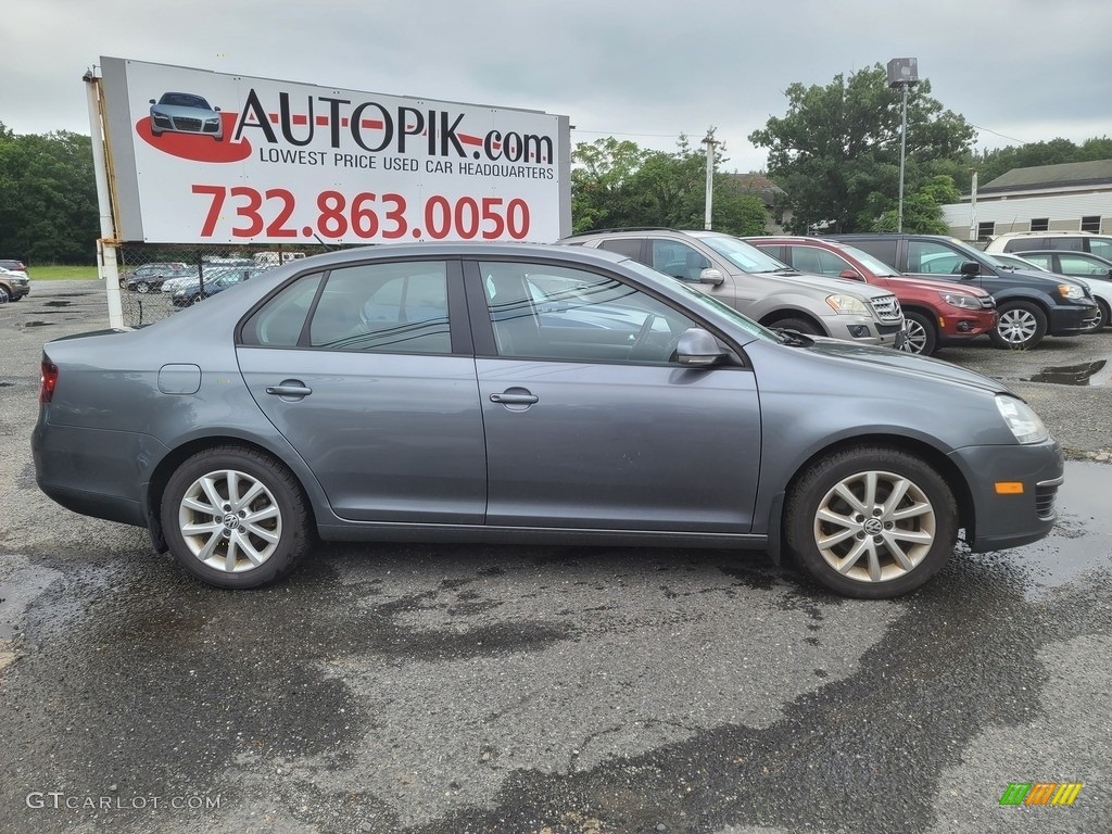 2010 Jetta SE Sedan - Platinum Grey Metallic / Titan Black photo #2