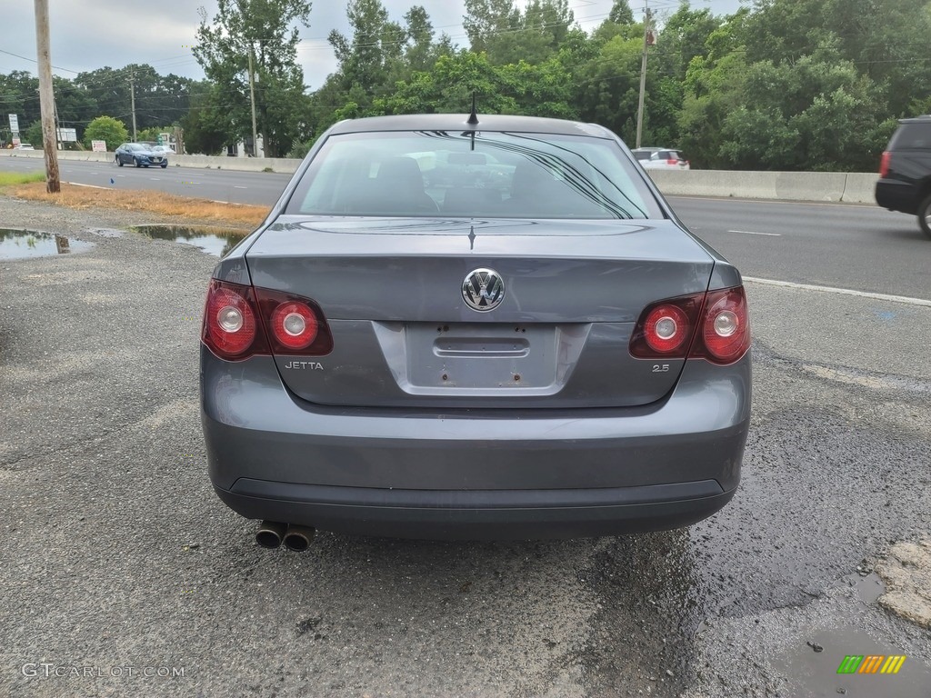 2010 Jetta SE Sedan - Platinum Grey Metallic / Titan Black photo #4