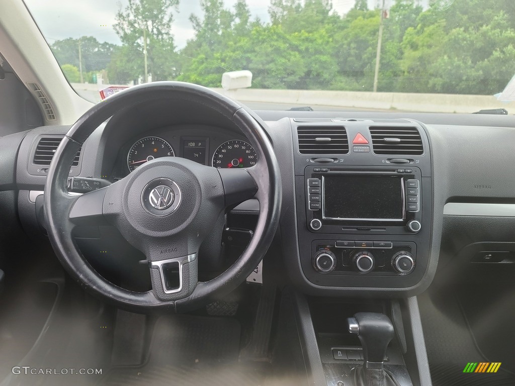 2010 Jetta SE Sedan - Platinum Grey Metallic / Titan Black photo #11