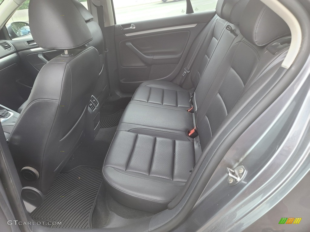 2010 Jetta SE Sedan - Platinum Grey Metallic / Titan Black photo #15