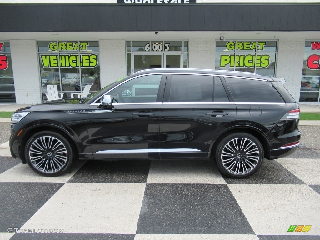 Infinite Black Lincoln Aviator