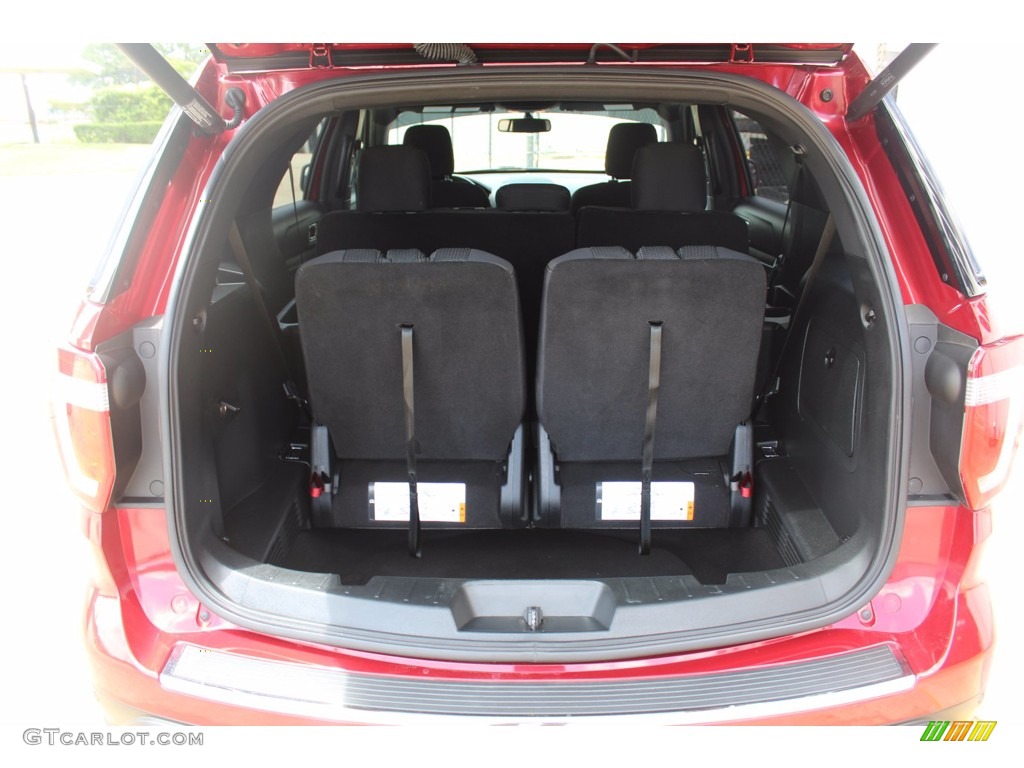 2018 Explorer XLT - Ruby Red / Ebony Black photo #28