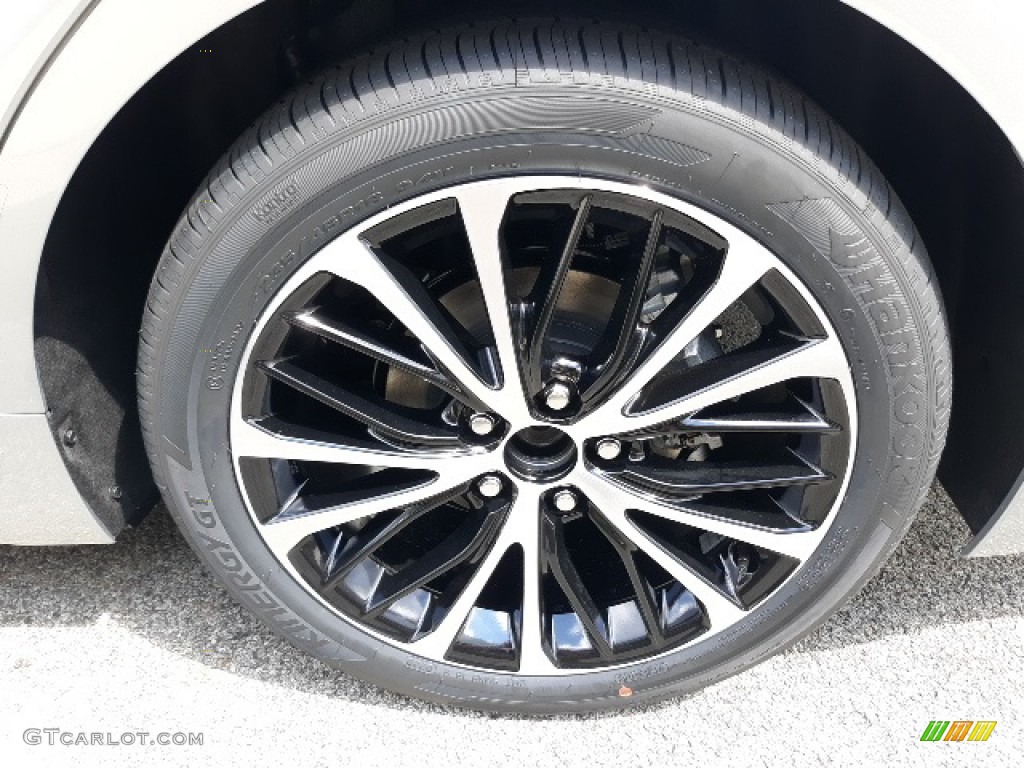 2020 Toyota Camry Hybrid SE Wheel Photo #139156588