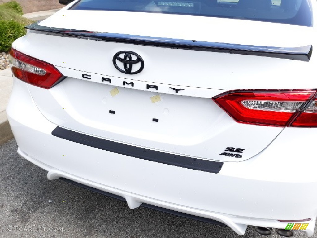 2020 Toyota Camry SE AWD Nightshade Edition Marks and Logos Photo #139156780