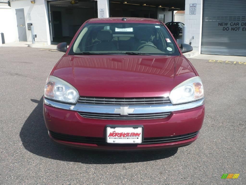 2004 Malibu Maxx LS Wagon - Sport Red Metallic / Neutral photo #2