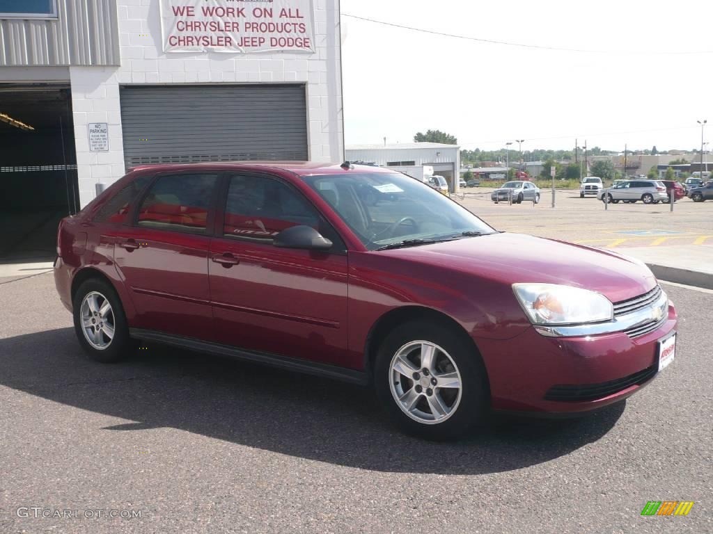 2004 Malibu Maxx LS Wagon - Sport Red Metallic / Neutral photo #3