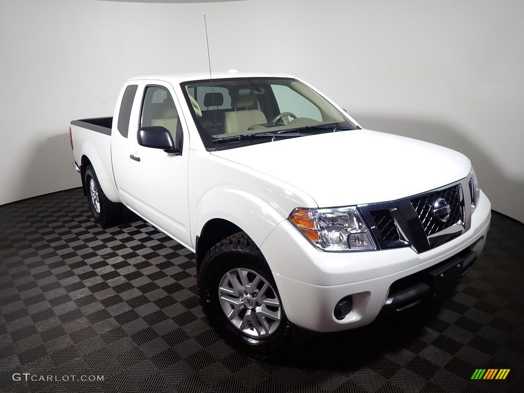 Glacier White 2017 Nissan Frontier SV King Cab 4x4 Exterior Photo #139158457