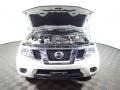 2017 Glacier White Nissan Frontier SV King Cab 4x4  photo #29