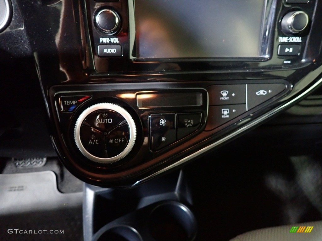 2018 Prius c One - Black Sand Pearl / Black photo #26