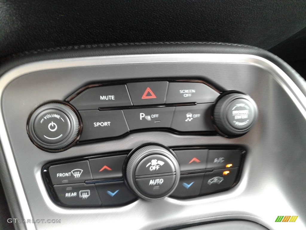 2020 Dodge Challenger R/T Controls Photo #139160854