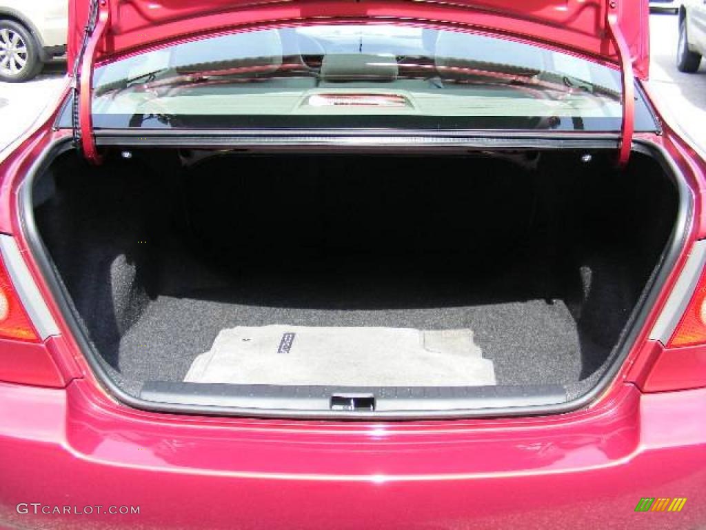2006 Corolla LE - Impulse Red Pearl / Stone photo #24