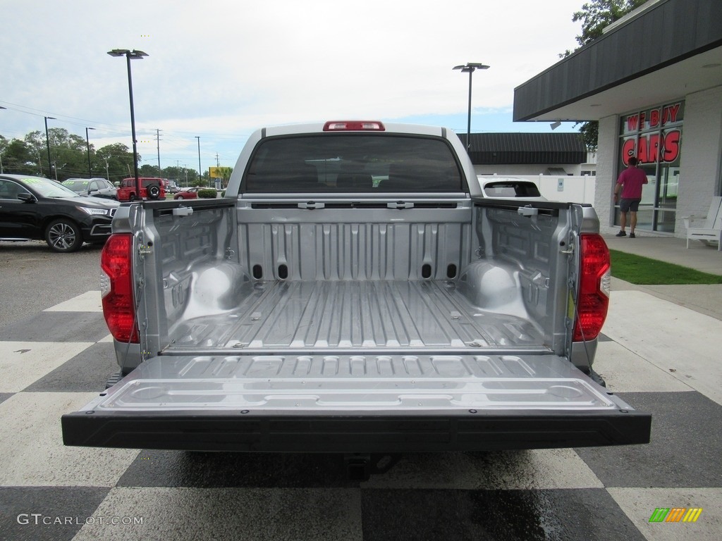 2019 Tundra Platinum CrewMax 4x4 - Silver Sky Metallic / Black photo #5