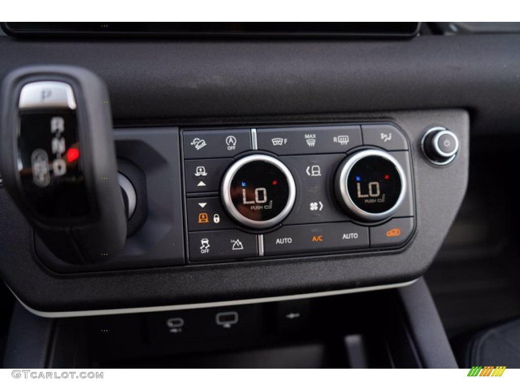 2020 Land Rover Defender 110 SE Controls Photo #139167670