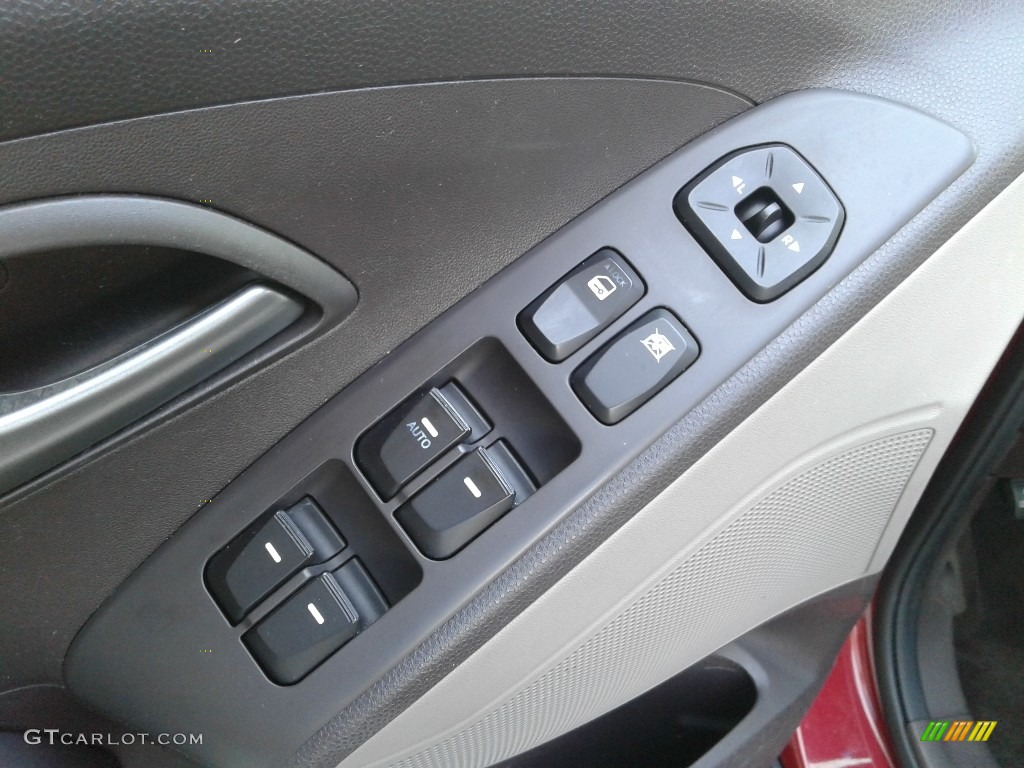 2015 Tucson GLS AWD - Garnet Red / Beige photo #11